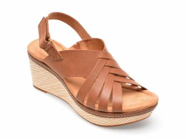 Sandale CLARKS maro - ELLERI GRACE 0912 - din piele naturala